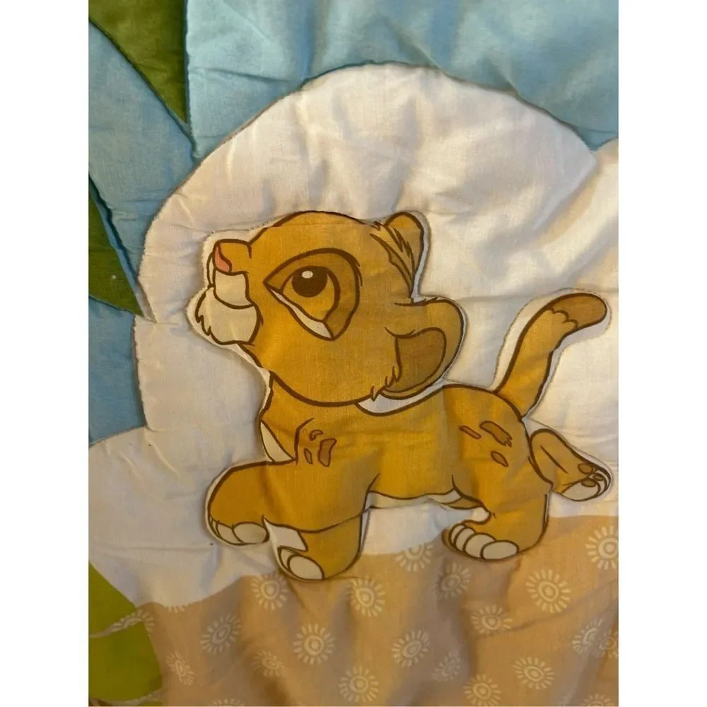Disney Lion king crib comforter 30x39